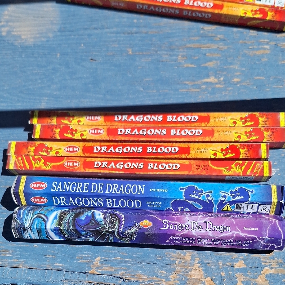 HEM Dragon's Blood Incense Sticks